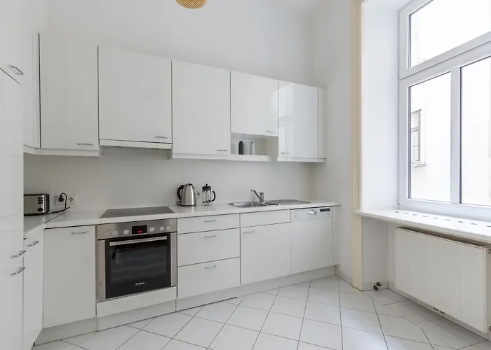 Cityswap- Naschmarkt Appartement Wenen
